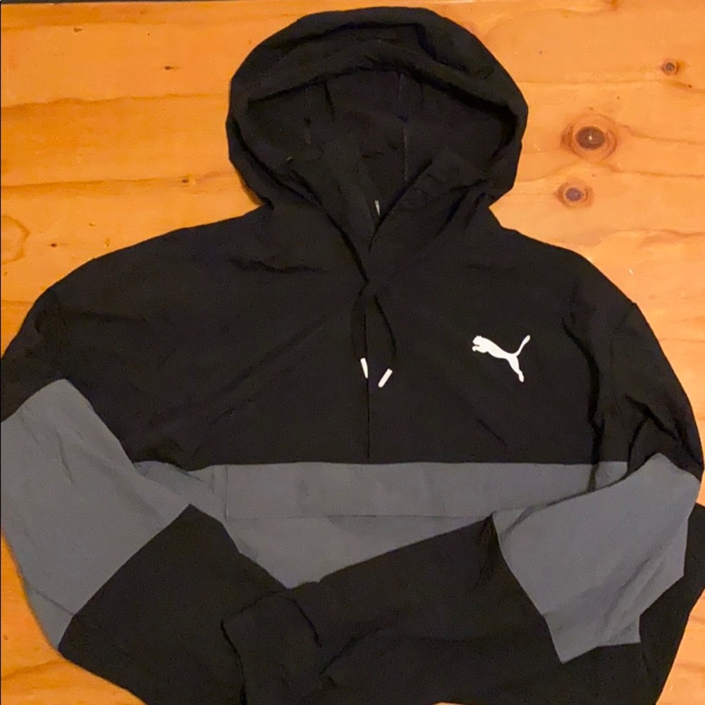 Puma two toned kangaroo pouch wind breaker